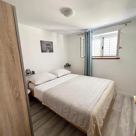 Leni Apartamento