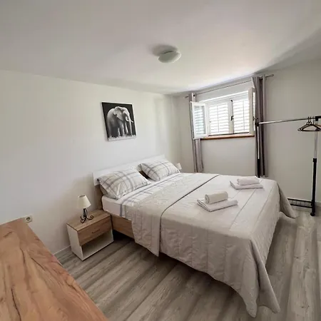 Apartamento Leni *