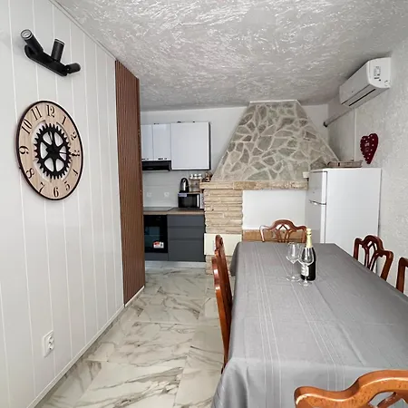 Leni Apartamento